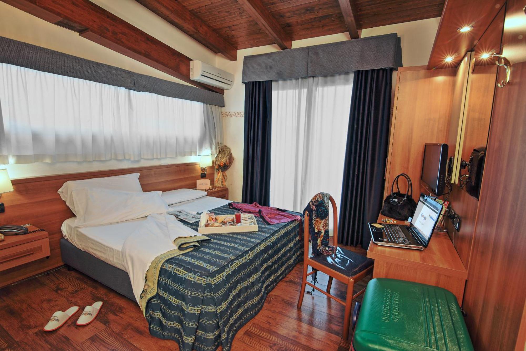 Hotel Aurora Wellness & Spa Tivoli Terme Luaran gambar
